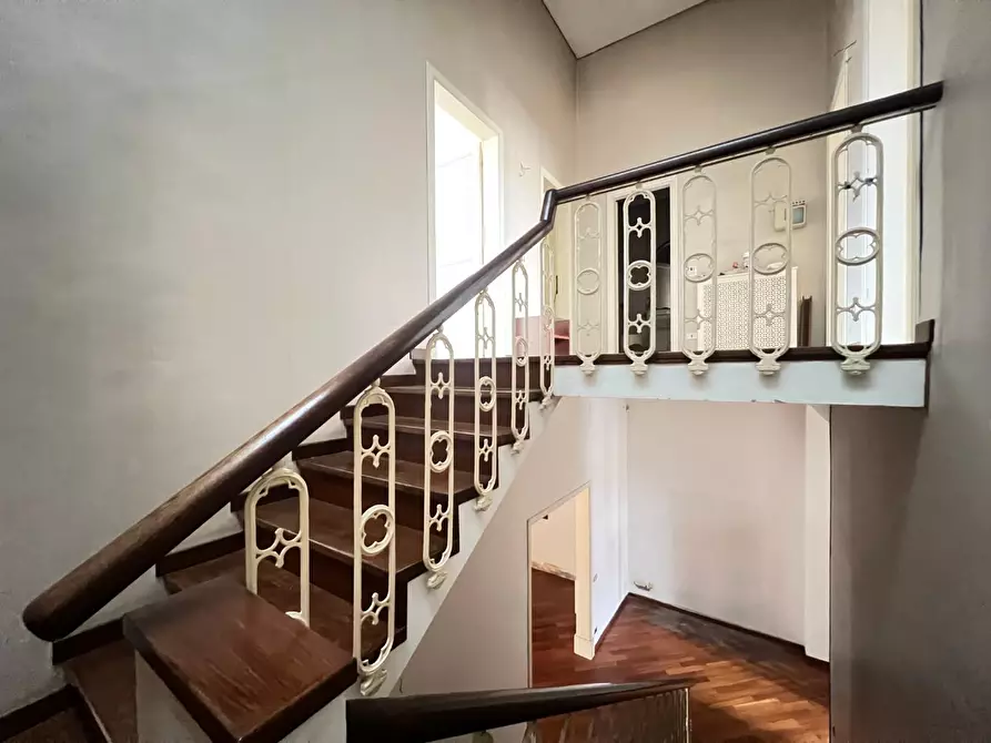 Immagine 21 di Villa in vendita  a Empoli