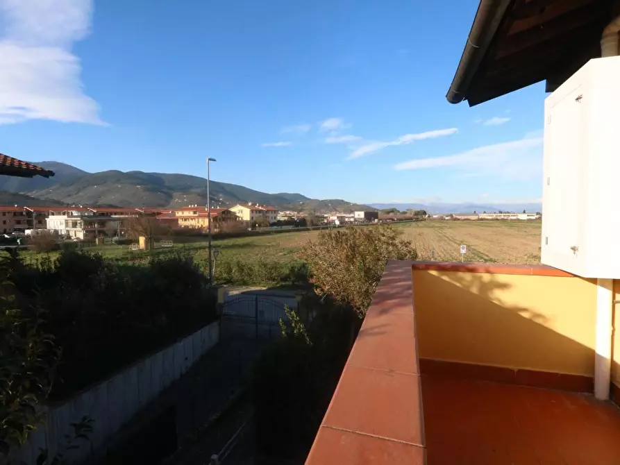 Immagine 16 di Appartamento in vendita  a Bientina