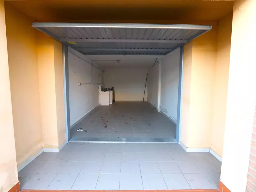 Immagine 34 di Appartamento in vendita  a Bientina