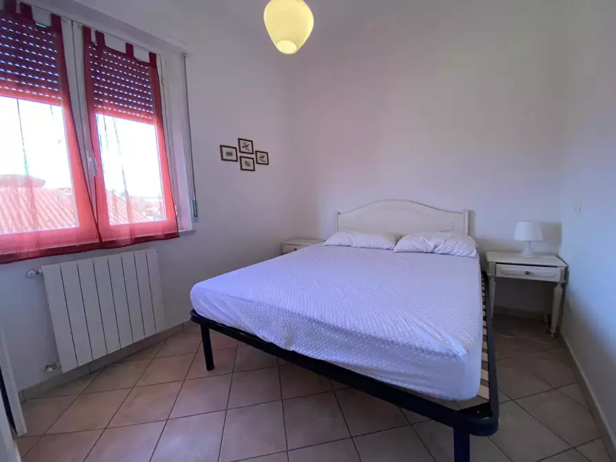 Immagine 11 di Appartamento in vendita  a Massa