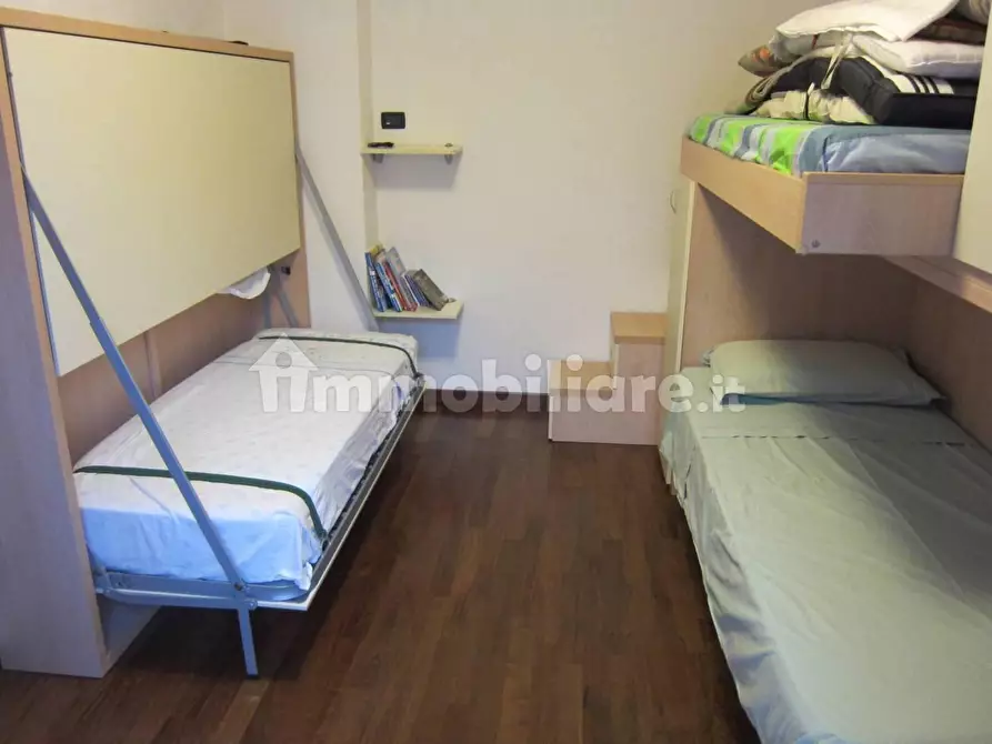 Immagine 15 di Appartamento in vendita  a Massa