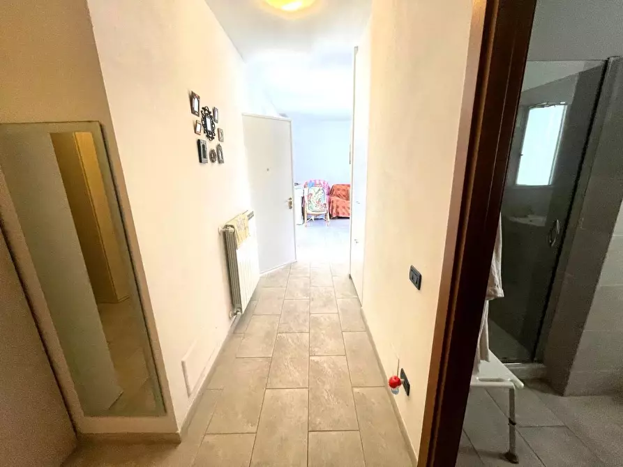 Immagine 36 di Appartamento in vendita  a Massa