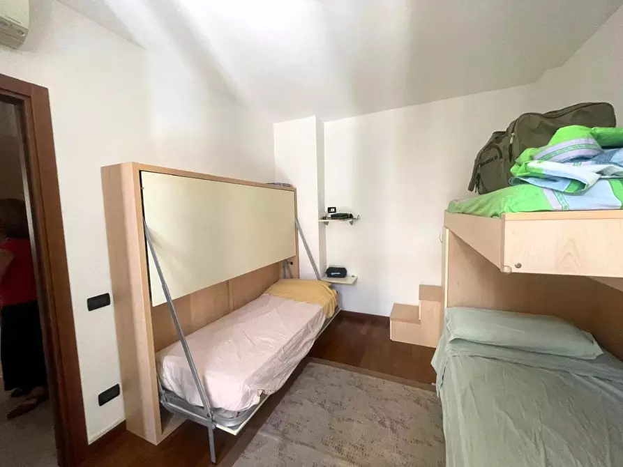 Immagine 29 di Appartamento in vendita  a Massa