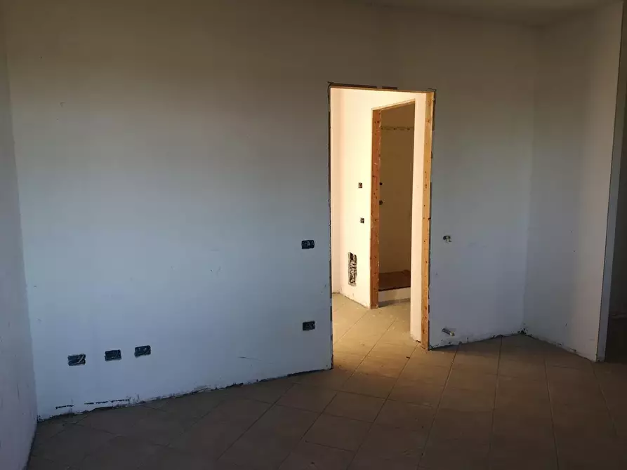 Immagine 6 di Appartamento in vendita  a Bientina