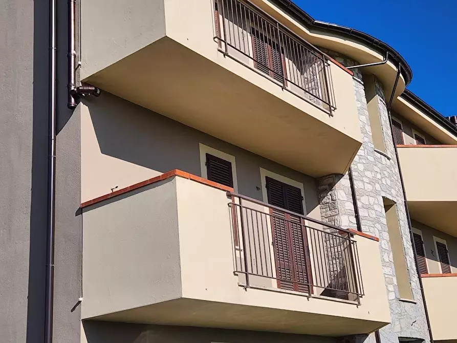 Immagine 2 di Appartamento in vendita  a Bientina