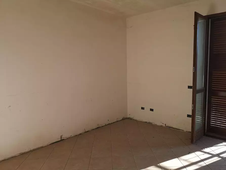 Immagine 12 di Appartamento in vendita  a Bientina