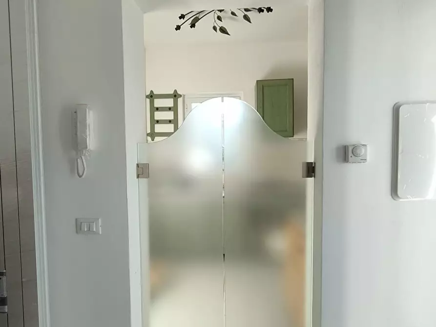 Immagine 9 di Casa indipendente in vendita  a Massa