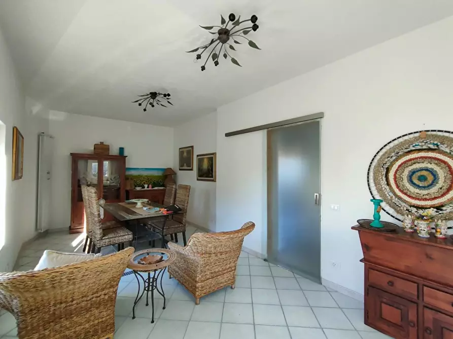 Immagine 13 di Casa indipendente in vendita  a Massa