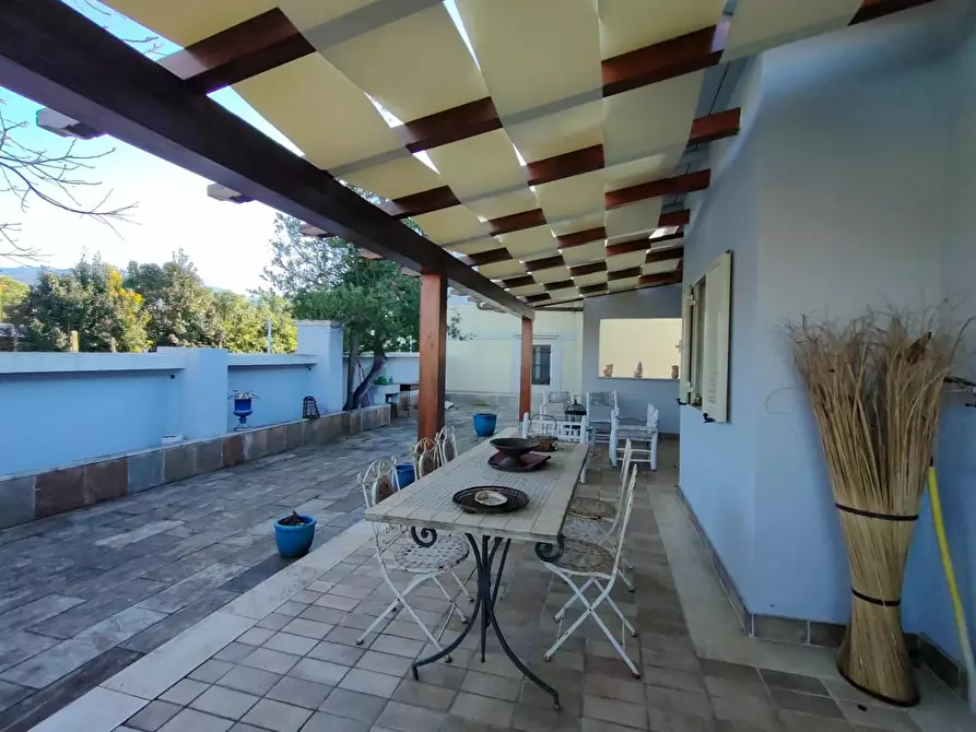 Immagine 5 di Casa indipendente in vendita  a Massa