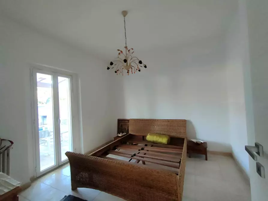 Immagine 14 di Casa indipendente in vendita  a Massa