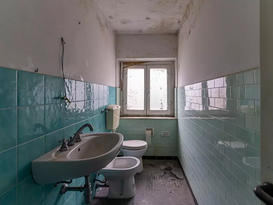 Immagine 10 di Appartamento in vendita  a Empoli