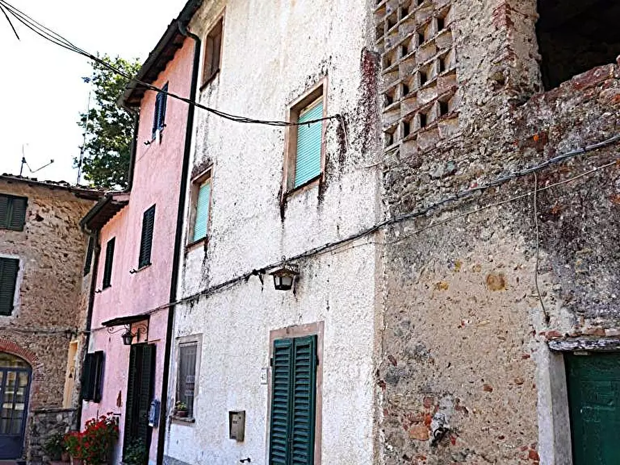 Immagine 1 di Terratetto in vendita  a Capannori