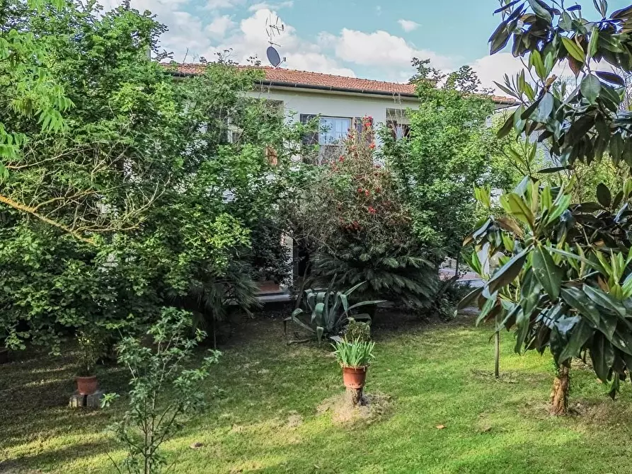 Immagine 72 di Villa in vendita  a San Giuliano Terme