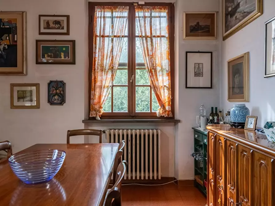 Immagine 21 di Villa in vendita  a San Giuliano Terme