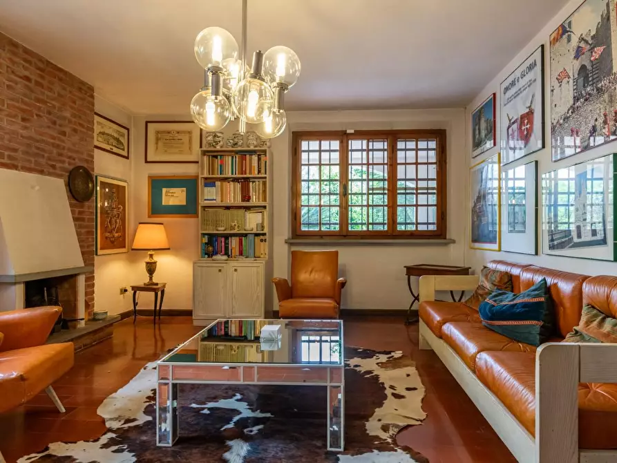 Immagine 6 di Villa in vendita  a San Giuliano Terme