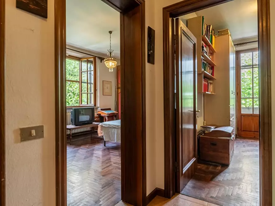 Immagine 27 di Villa in vendita  a San Giuliano Terme