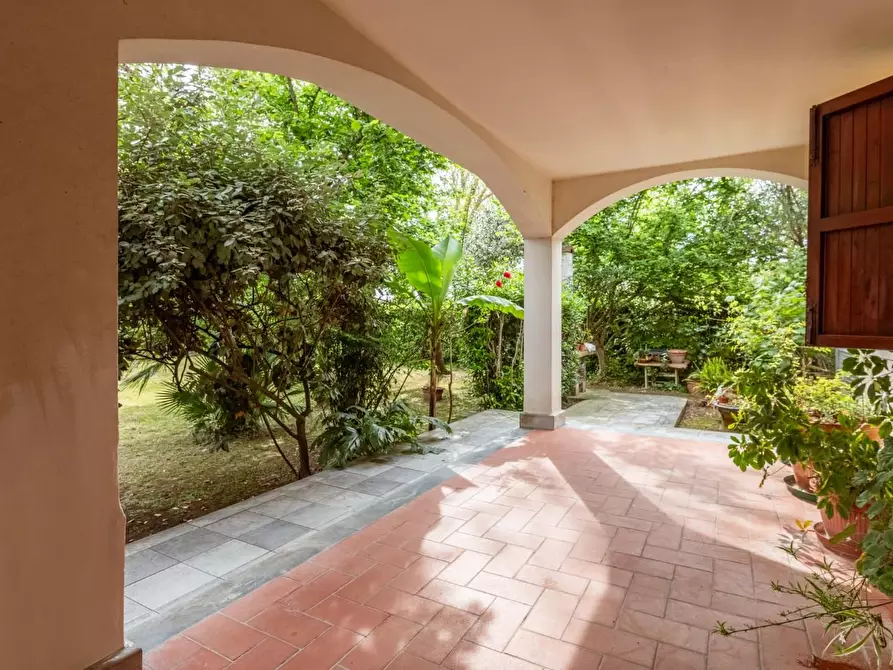 Immagine 55 di Villa in vendita  a San Giuliano Terme