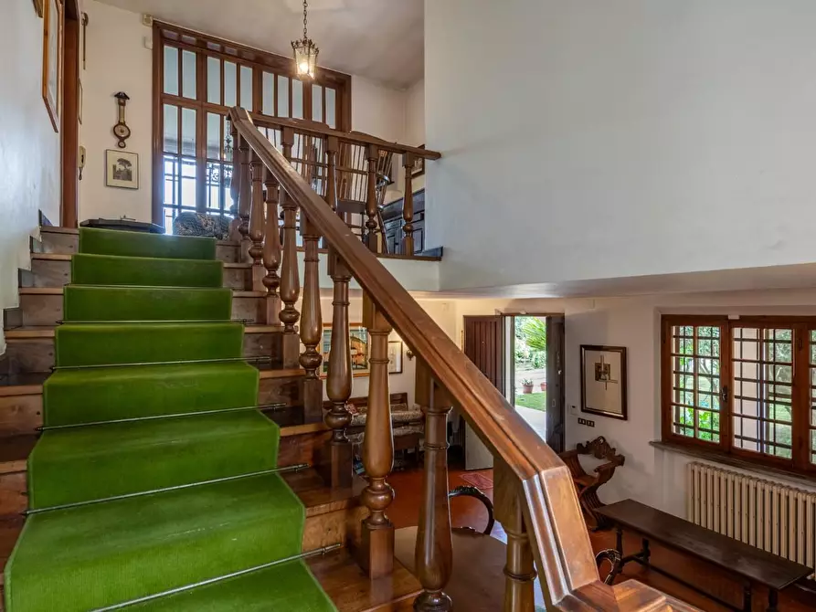 Immagine 8 di Villa in vendita  a San Giuliano Terme