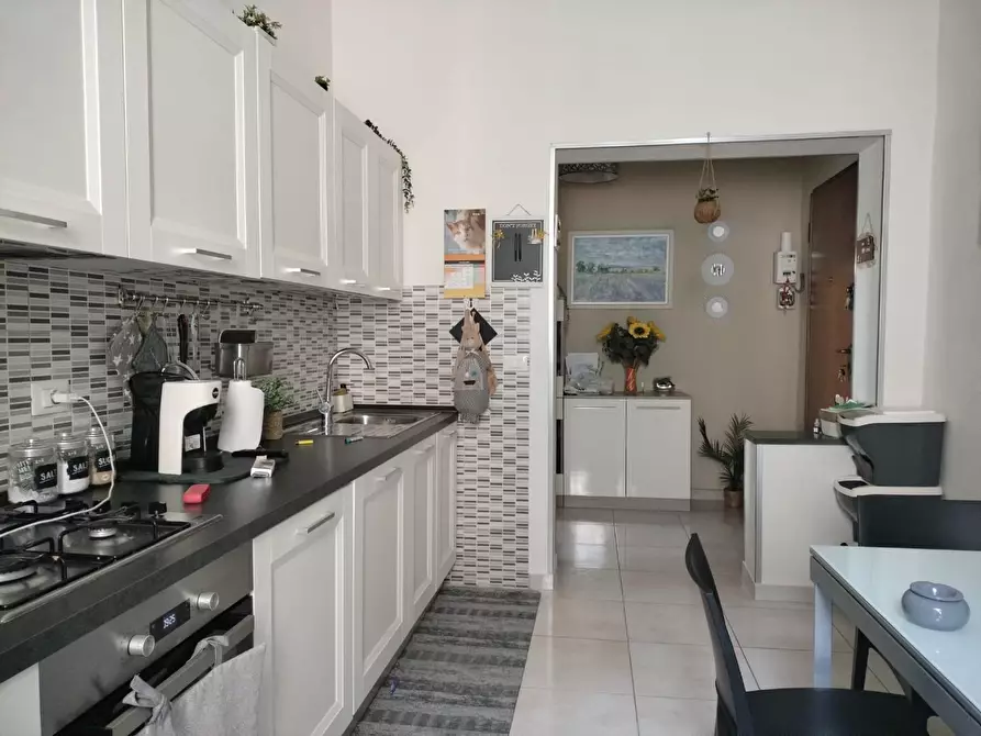 Immagine 4 di Appartamento in vendita  a Livorno