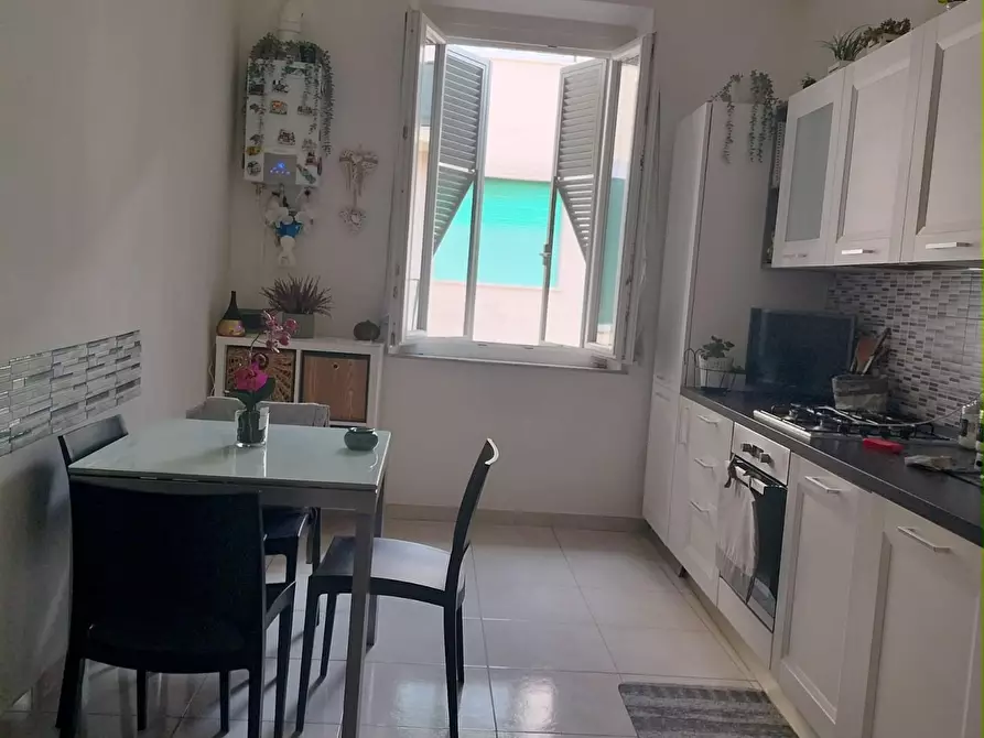 Immagine 3 di Appartamento in vendita  a Livorno