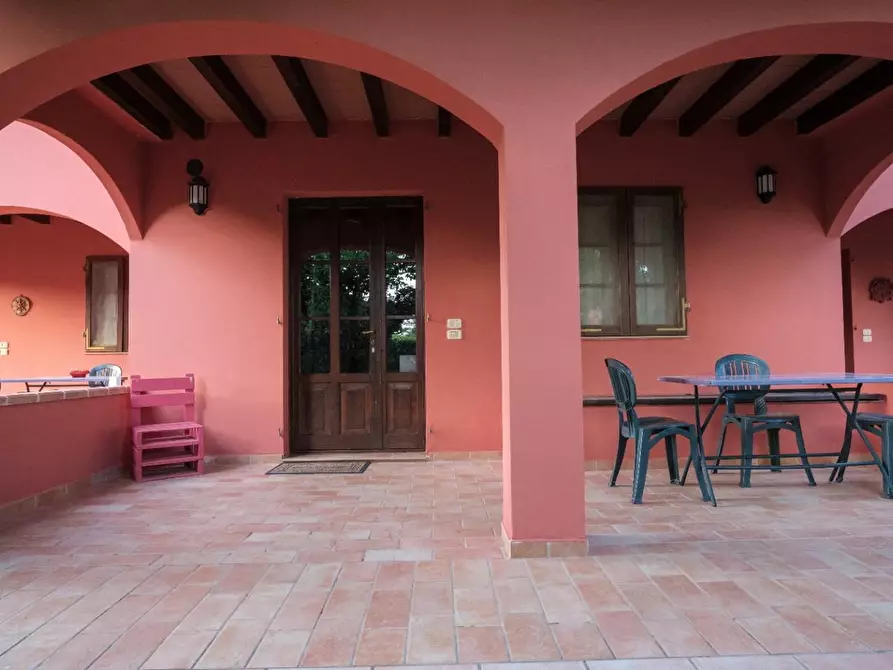 Immagine 2 di Agriturismo in vendita  a Grosseto