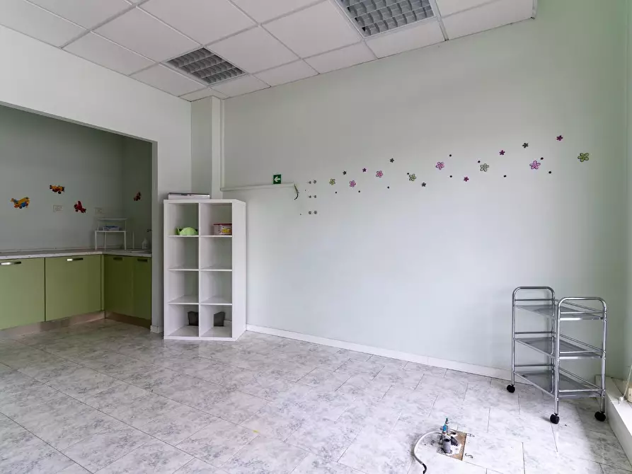 Immagine 2 di Ufficio in vendita  a Empoli