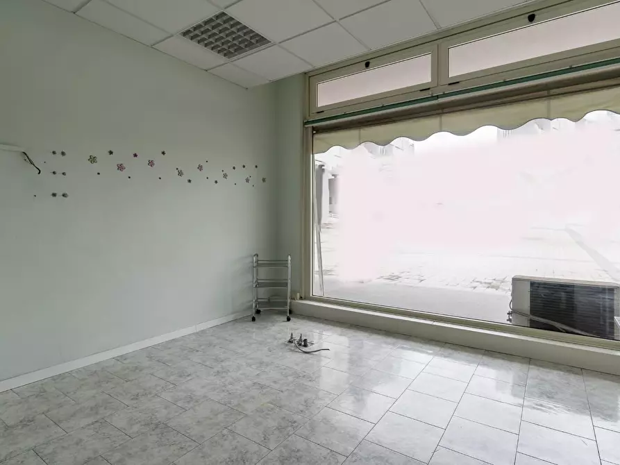 Immagine 5 di Ufficio in vendita  a Empoli