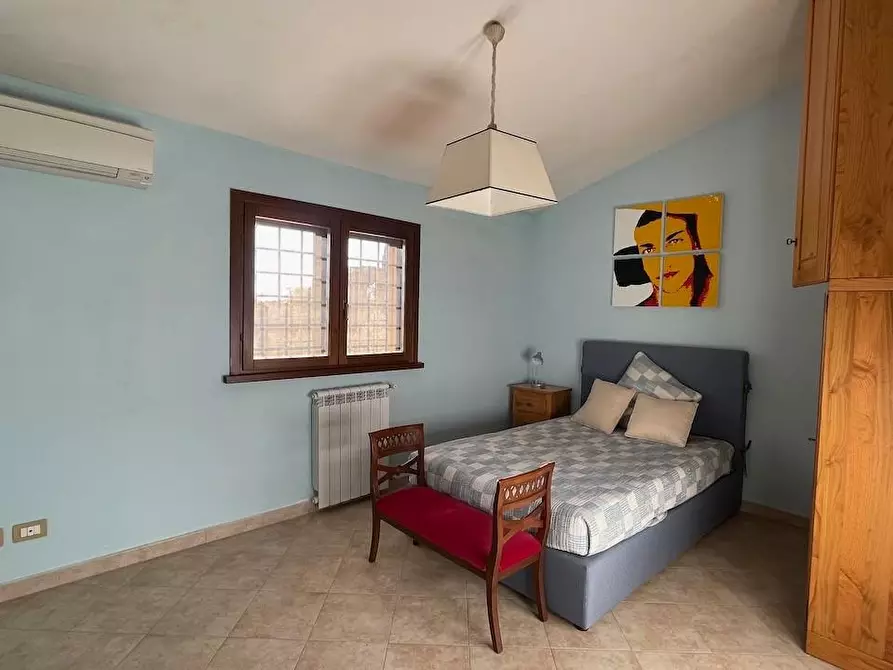 Immagine 37 di Casa trifamiliare in vendita  a Fiumicino