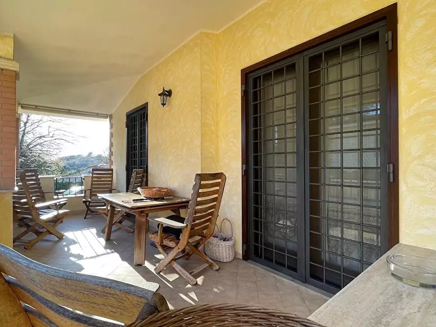 Immagine 16 di Casa trifamiliare in vendita  a Fiumicino