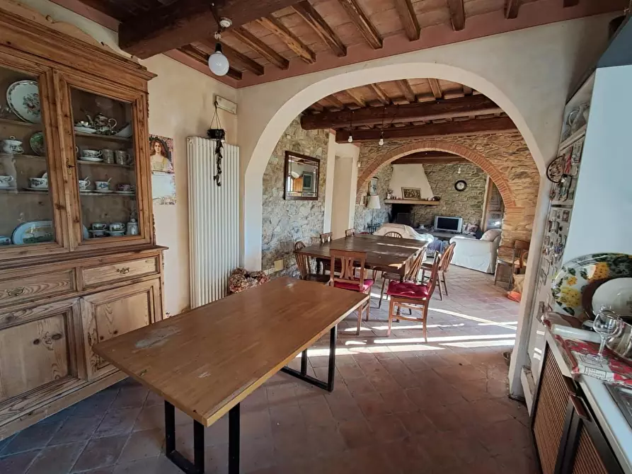 Immagine 10 di Rustico / casale in vendita  a Buti