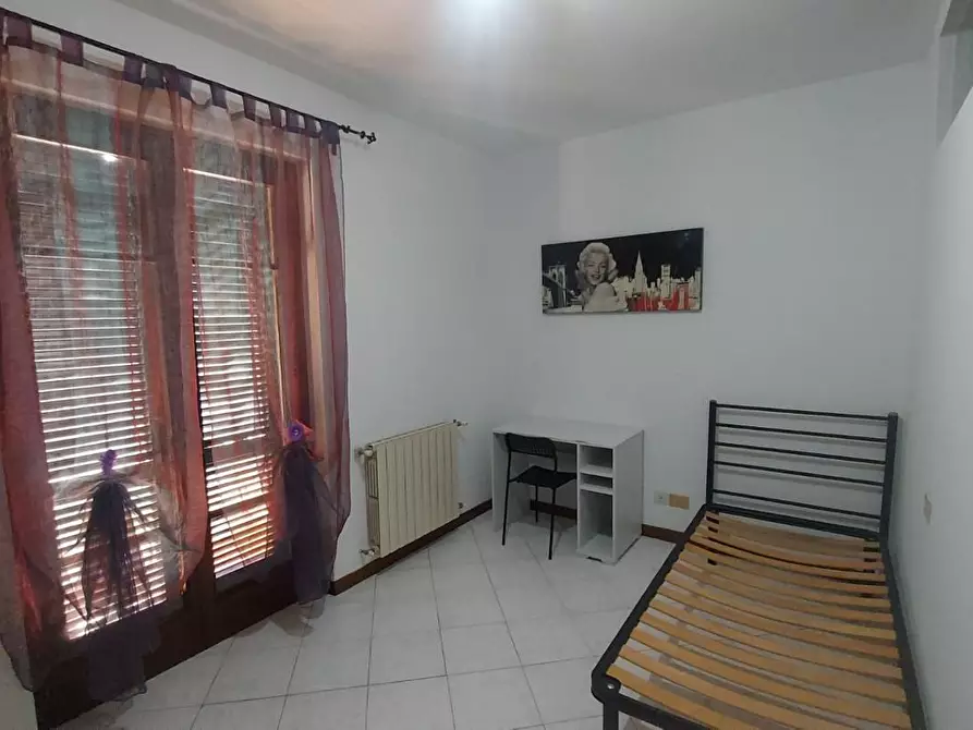 Immagine 11 di Villetta a schiera in vendita  a Massa