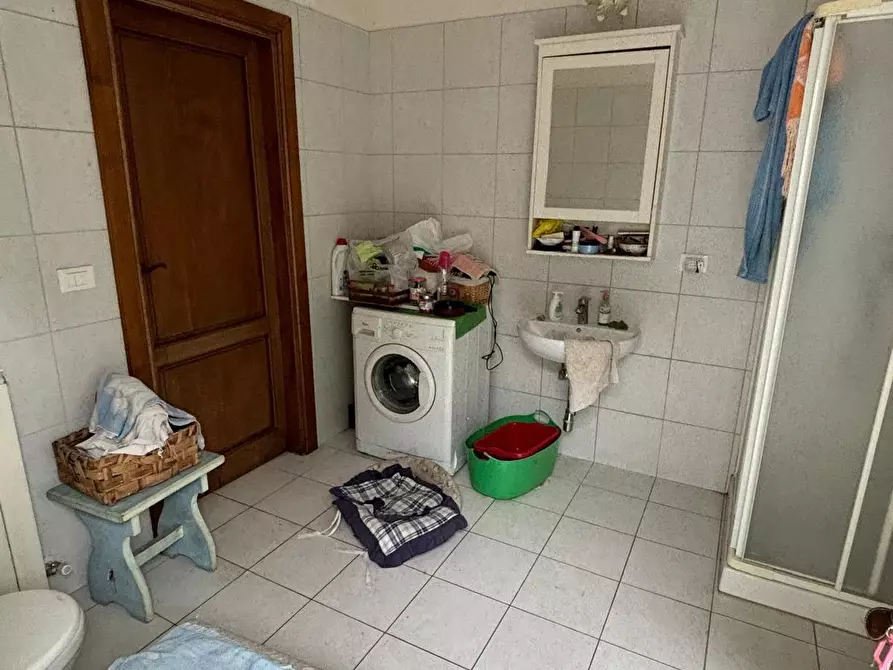 Immagine 14 di Casa bifamiliare in vendita  a San Giuliano Terme