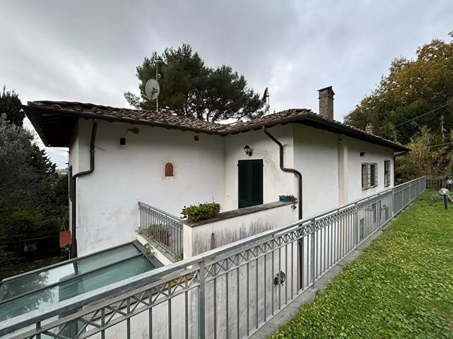 Immagine 37 di Casa bifamiliare in vendita  a San Giuliano Terme