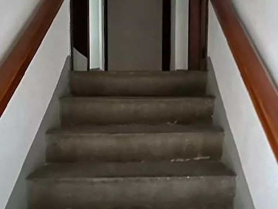 Immagine 20 di Casa colonica in vendita  a Vinci