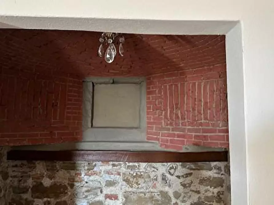 Immagine 8 di Casa colonica in vendita  a Vinci