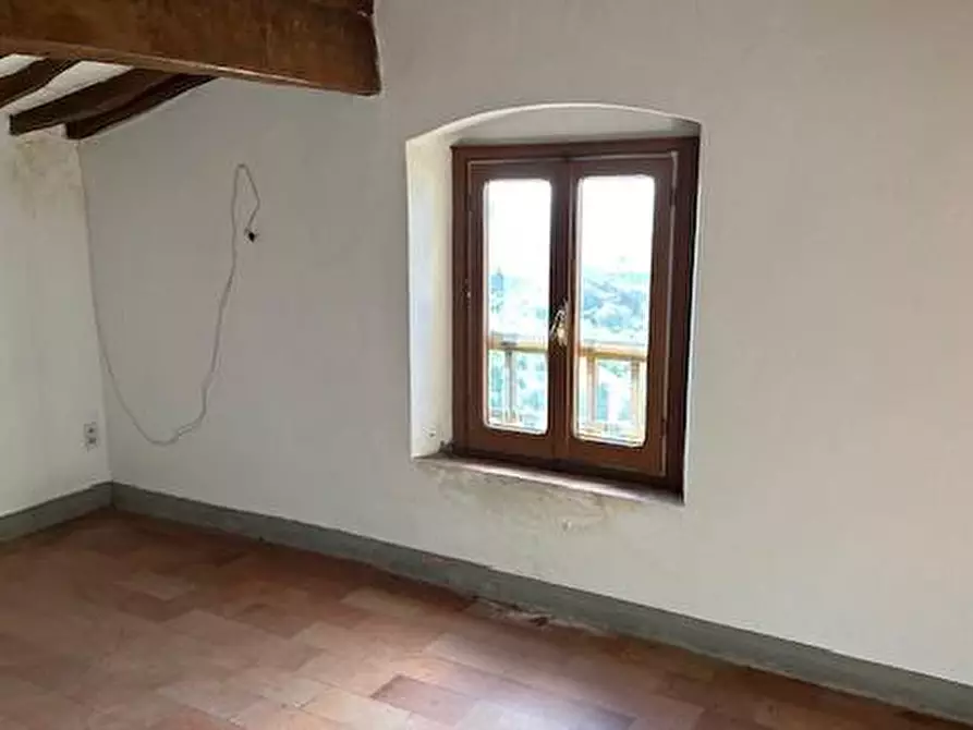 Immagine 15 di Casa colonica in vendita  a Vinci