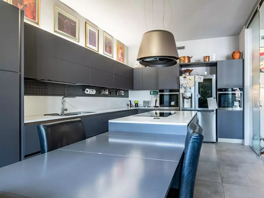 Immagine 23 di Appartamento in vendita  a Pisa