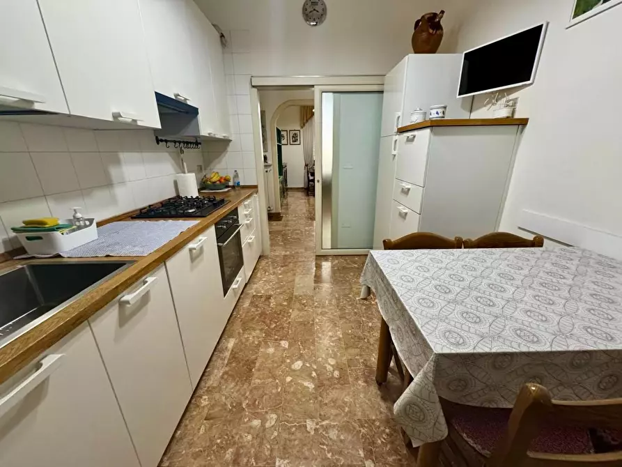 Immagine 7 di Appartamento in vendita  a Pontedera