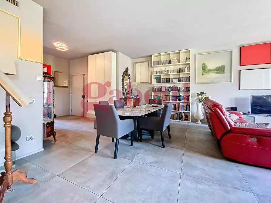 Immagine 30 di Appartamento in vendita  a Pisa