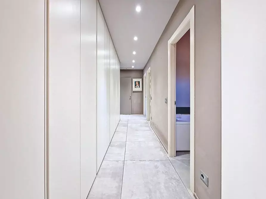 Immagine 6 di Appartamento in vendita  a Pisa