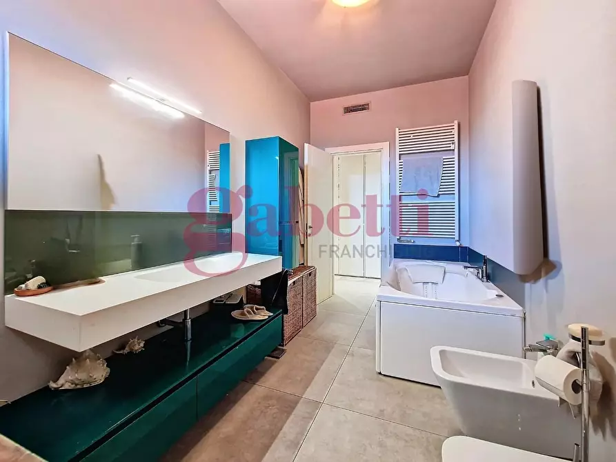 Immagine 7 di Appartamento in vendita  a Pisa