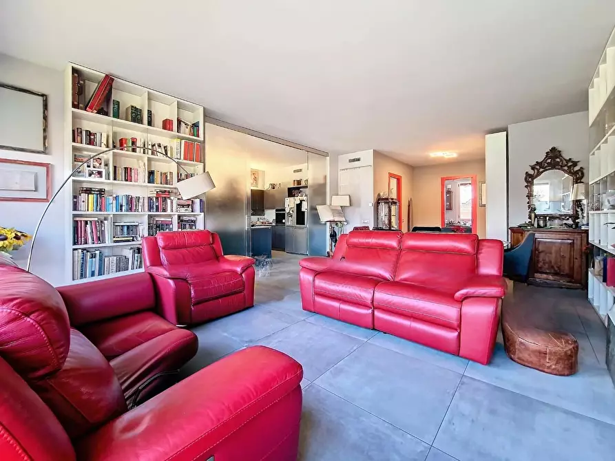 Immagine 4 di Appartamento in vendita  a Pisa