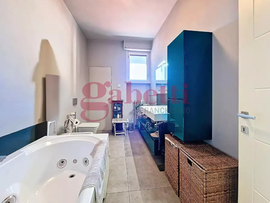 Immagine 10 di Appartamento in vendita  a Pisa