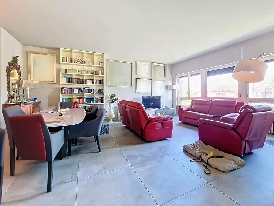 Immagine 26 di Appartamento in vendita  a Pisa