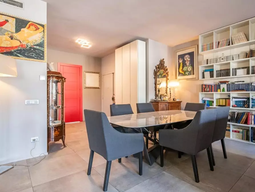 Immagine 1 di Appartamento in vendita  a Pisa