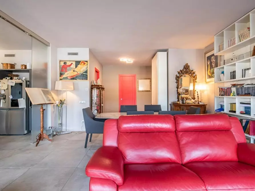 Immagine 5 di Appartamento in vendita  a Pisa