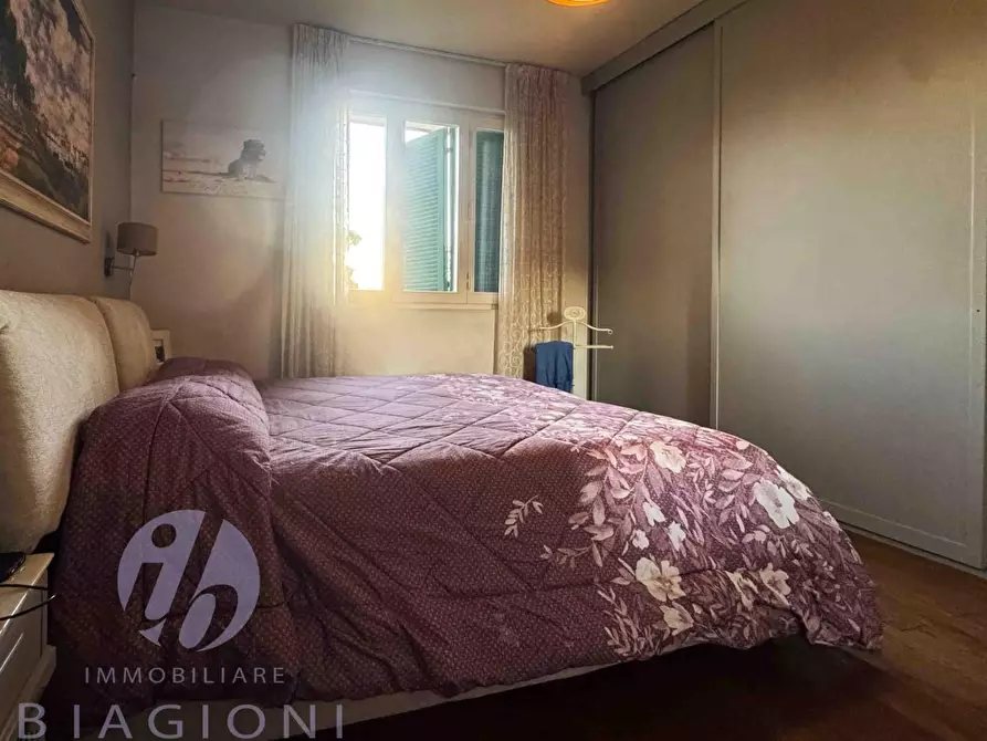 Immagine 29 di Casa bifamiliare in vendita  a Pietrasanta