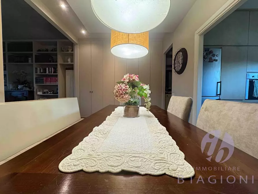 Immagine 21 di Casa bifamiliare in vendita  a Pietrasanta