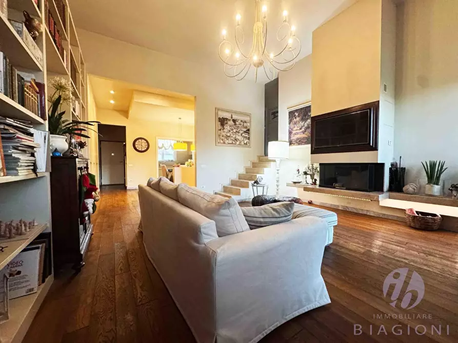 Immagine 25 di Casa bifamiliare in vendita  a Pietrasanta
