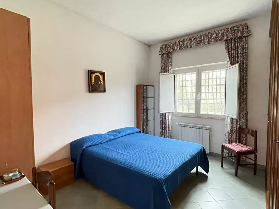 Immagine 38 di Villa in vendita  a Fiumicino